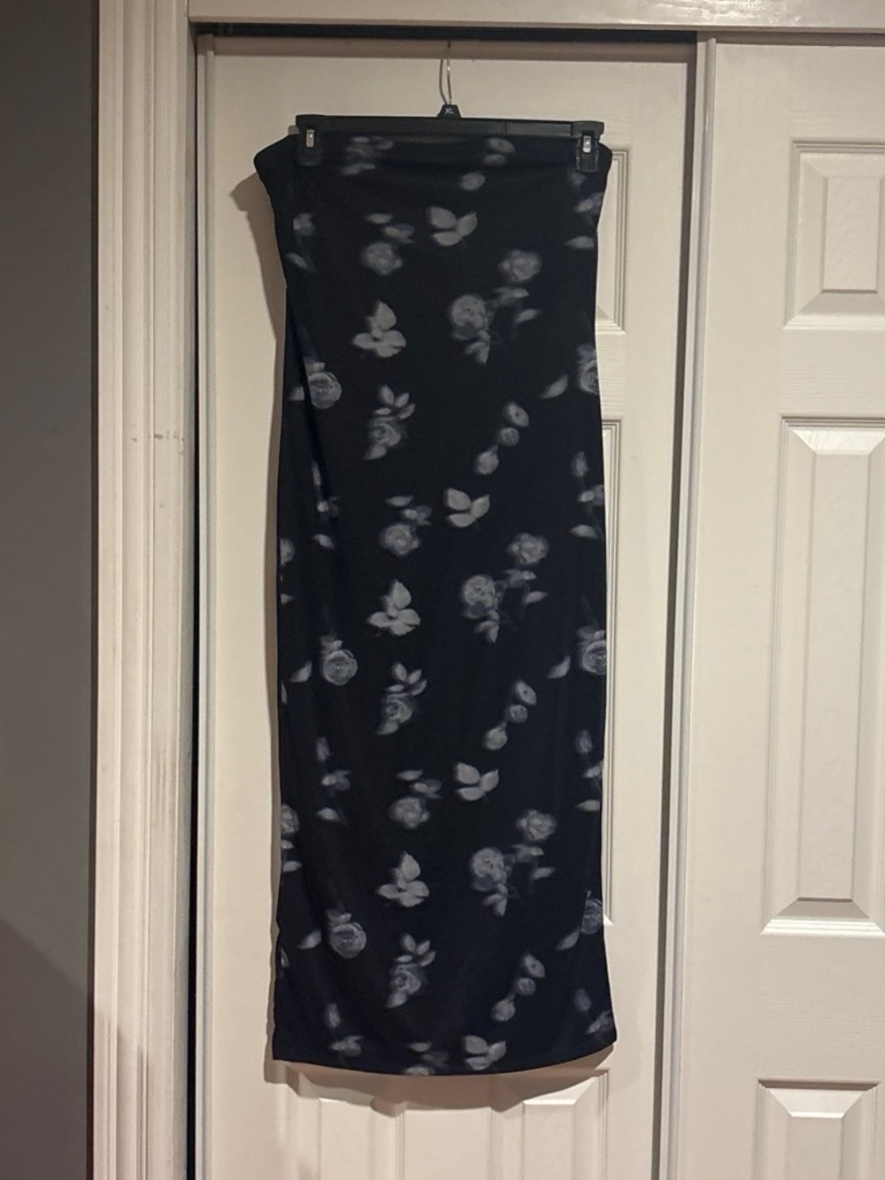 Almost Famous Black Floral Strapless Maxi Dress